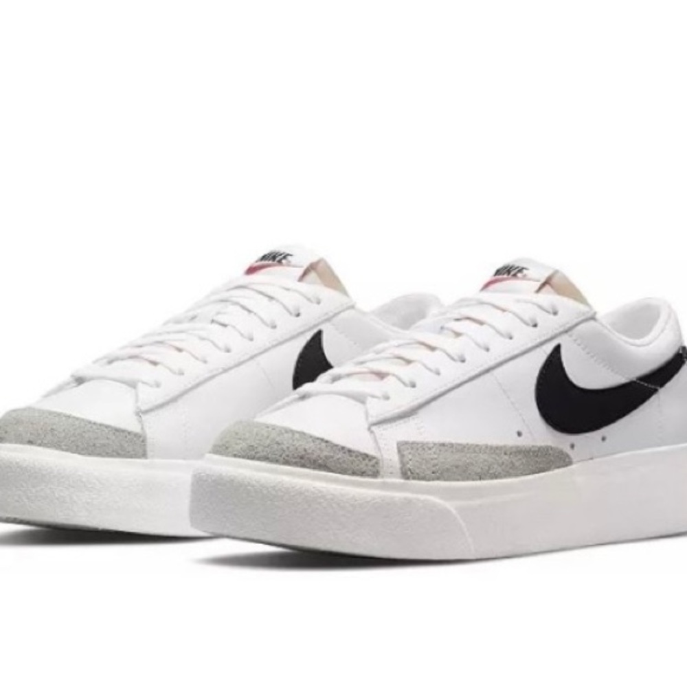 Nike Blazer Low Platform Shoes 9 Women NEW